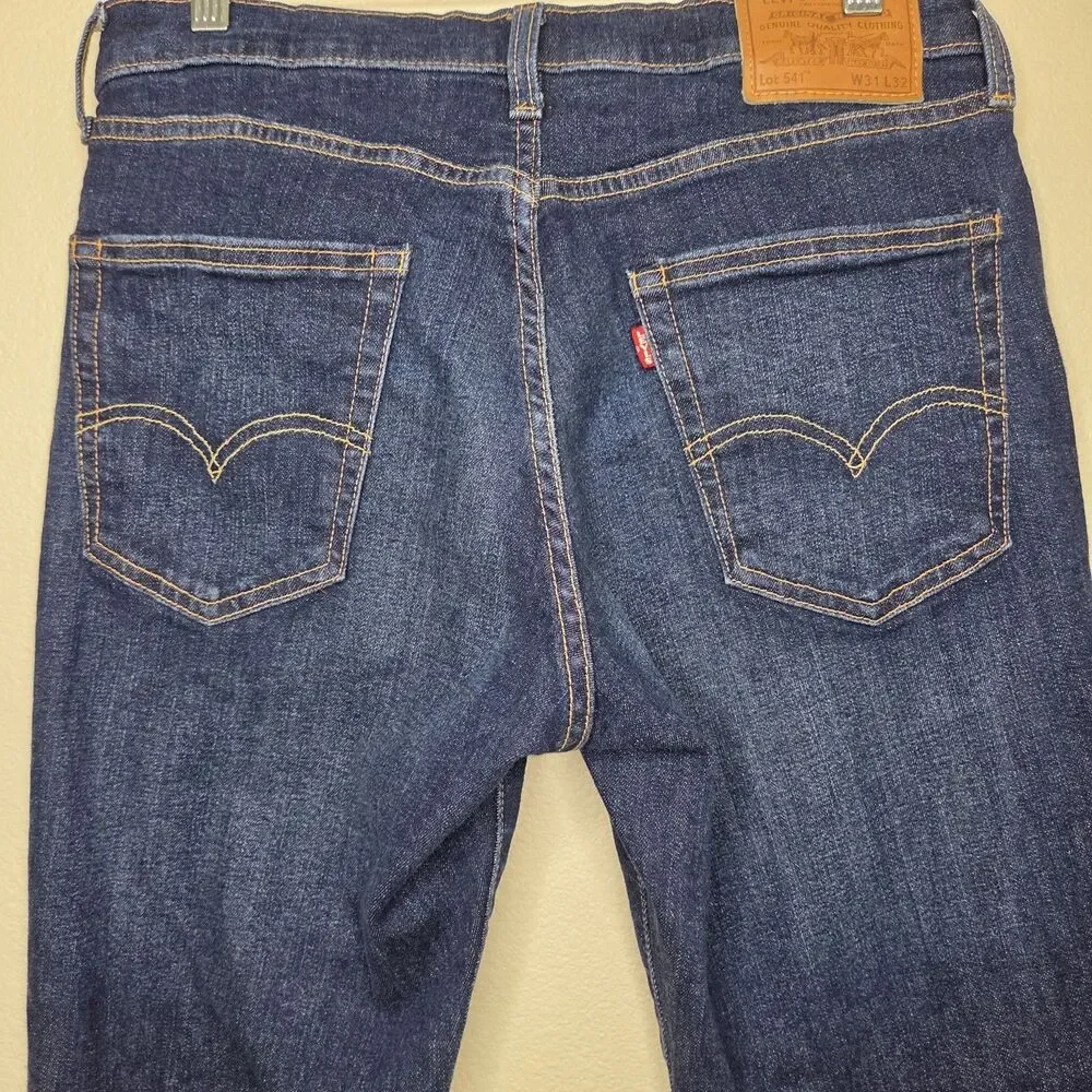 Levi's 541 Jeans Mens 31x32 Athletic Taper Fit Distressed Dark Wash Denim Blue